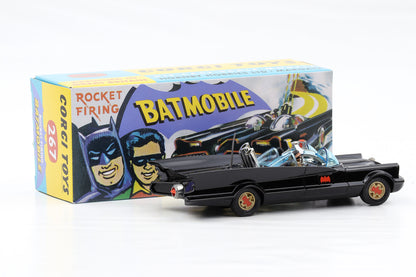 Corgi Toys Batmobile Rocket Firing Batmobile with Batman and Robin Nr. 267 Repro 1:50