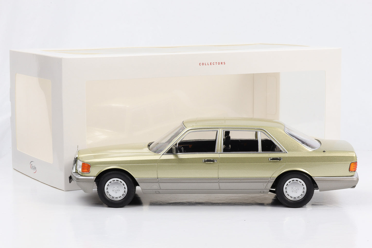 1:18 Mercedes-Benz S-Klasse 560 SEL W126 grünmetallic 2.Serie iScale diecast