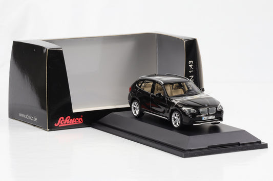 1:43 BMW X1 Saphirschwarz Schuco diecast 450719600