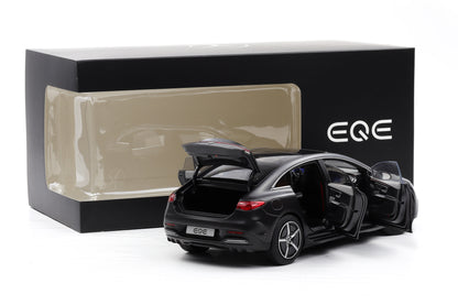 1:18 Mercedes-Benz EQE AMG Line V295 graphitgrau mango 2023 NZG Dealer