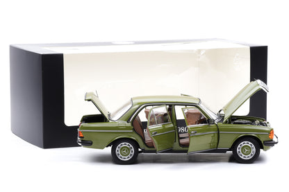 1:18 Norev Mercedes-Benz 200 W123 agavengrün 1980/85 full opening Dealer