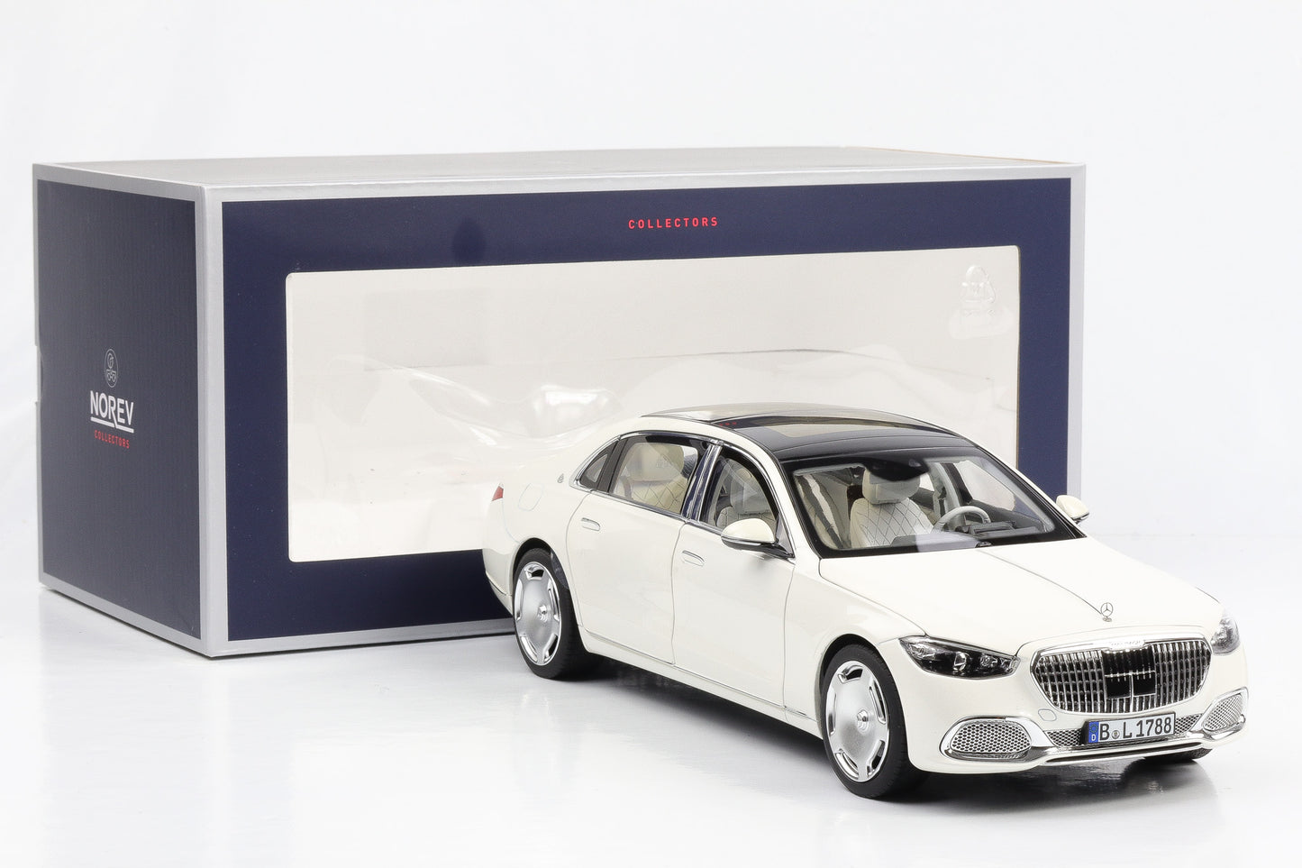 1:18 Norev Mercedes-Maybach S 680 4MATIC 2021 Diamantweiß