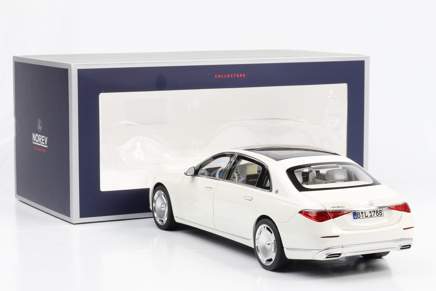 1:18 Norev Mercedes-Maybach S 680 4MATIC 2021 Diamantweiß