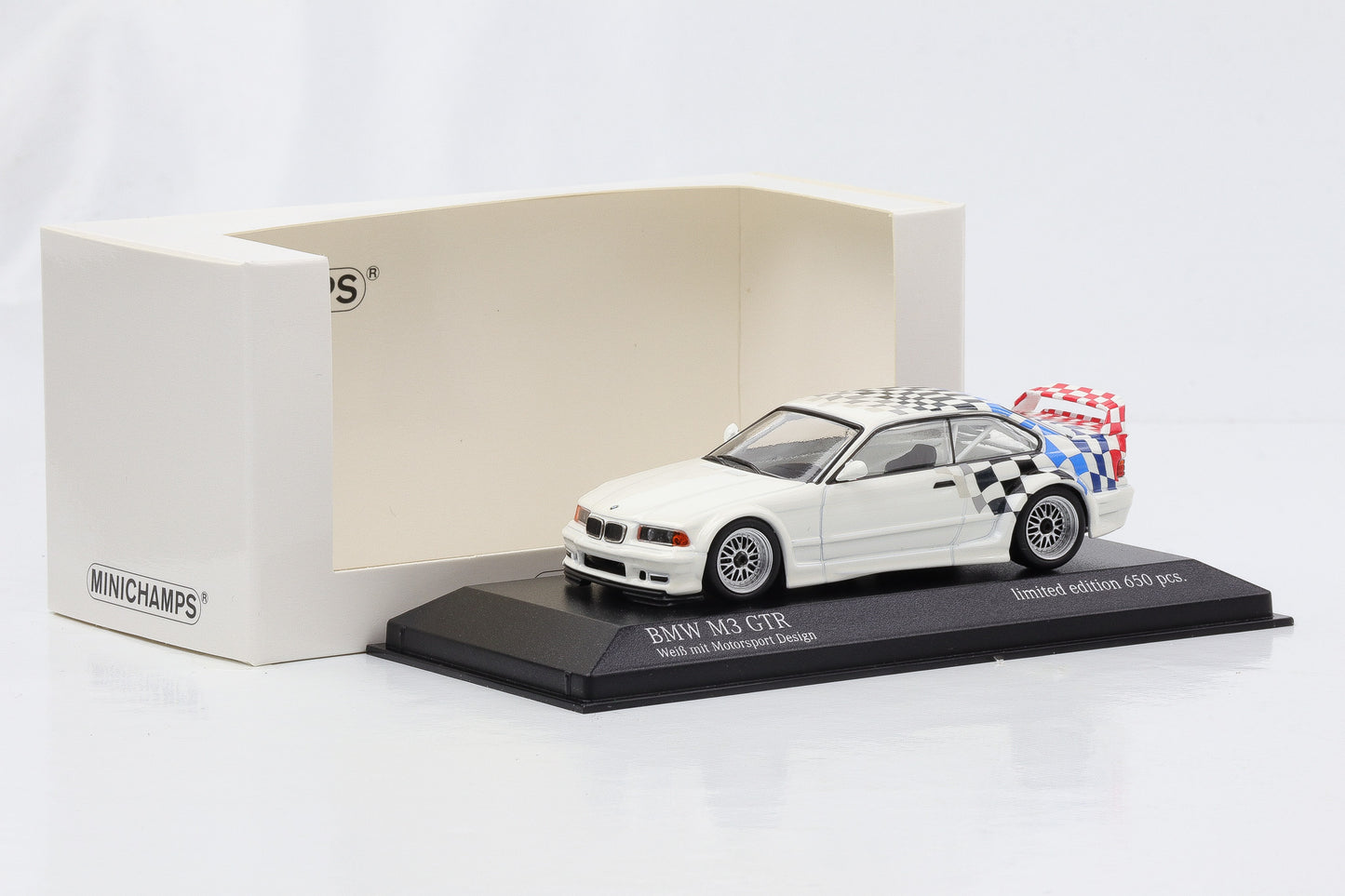 1:43 BMW M3 E36 GTR 1993 weiss Motorsport Design Minichamps limited