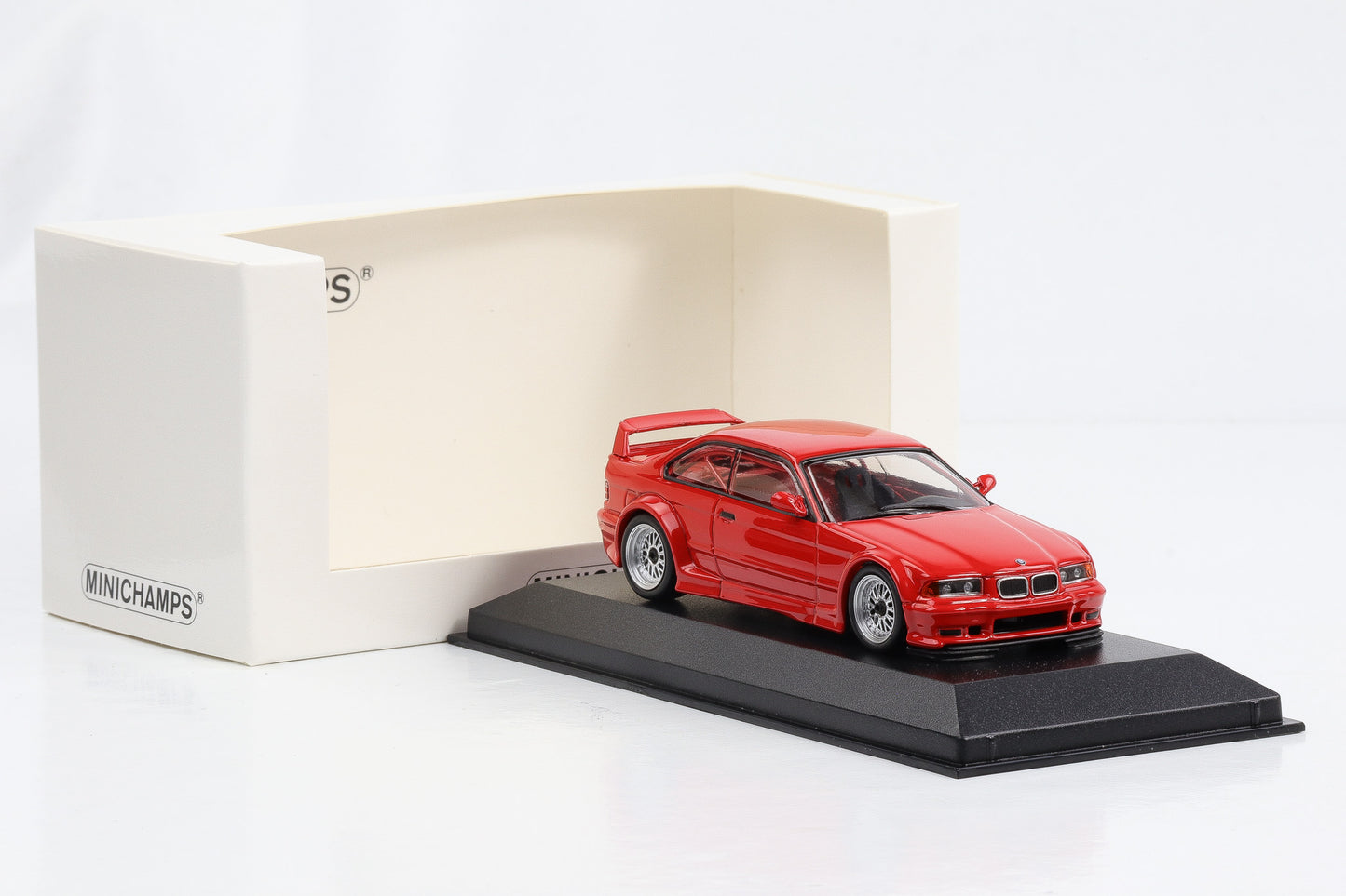 1:43 BMW M3 E36 GTR 1993 red Minichamps limited