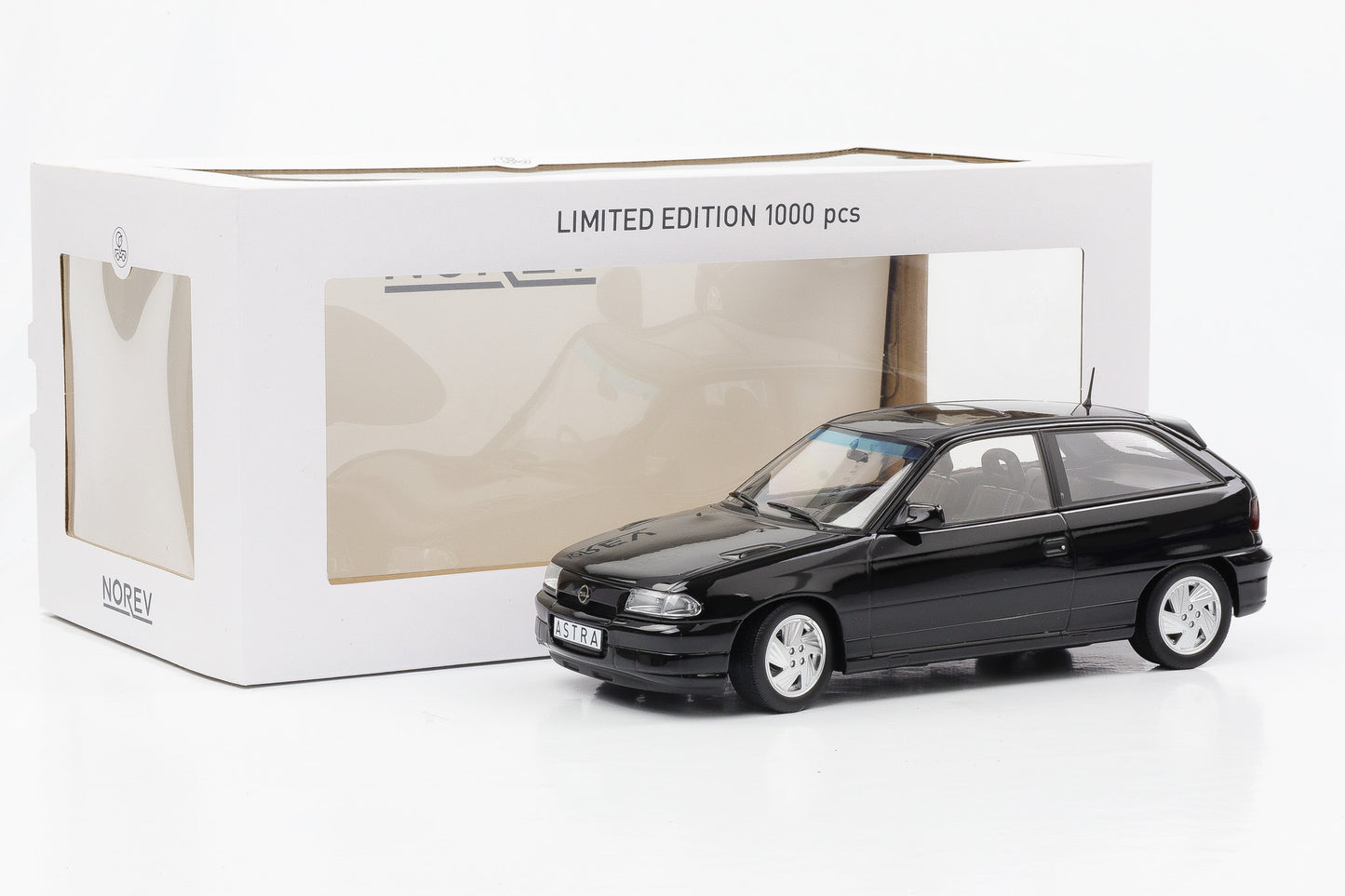 1:18 Norev Opel Astra F GSI 1992 schwarz metallic limited 183671