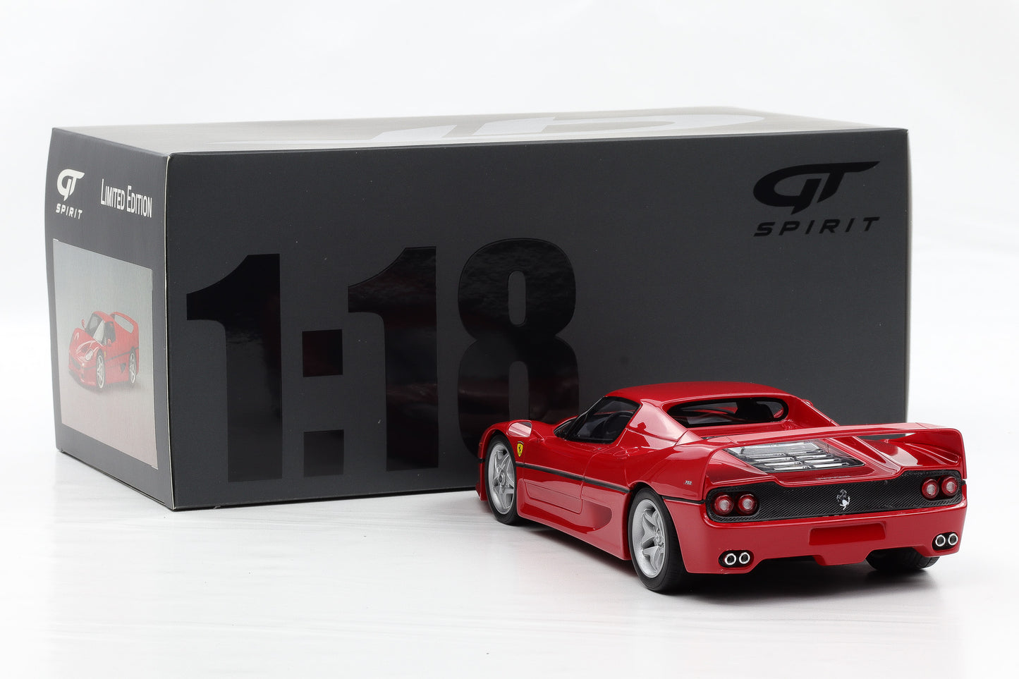 1:18 GT Spirit Ferrari F50 Twin Turbo V12 1995 Rosso Corsa Red mit Vitrine