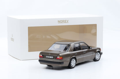 1:18 Norev Mercedes-Benz 500 E W124 5.0 V8 1990 impala metallic + Vitrine