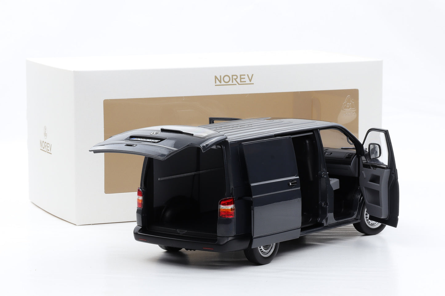 1:18 Norev Volkswagen Bus Transporter VW T5 Kasten 2003 grau 188616