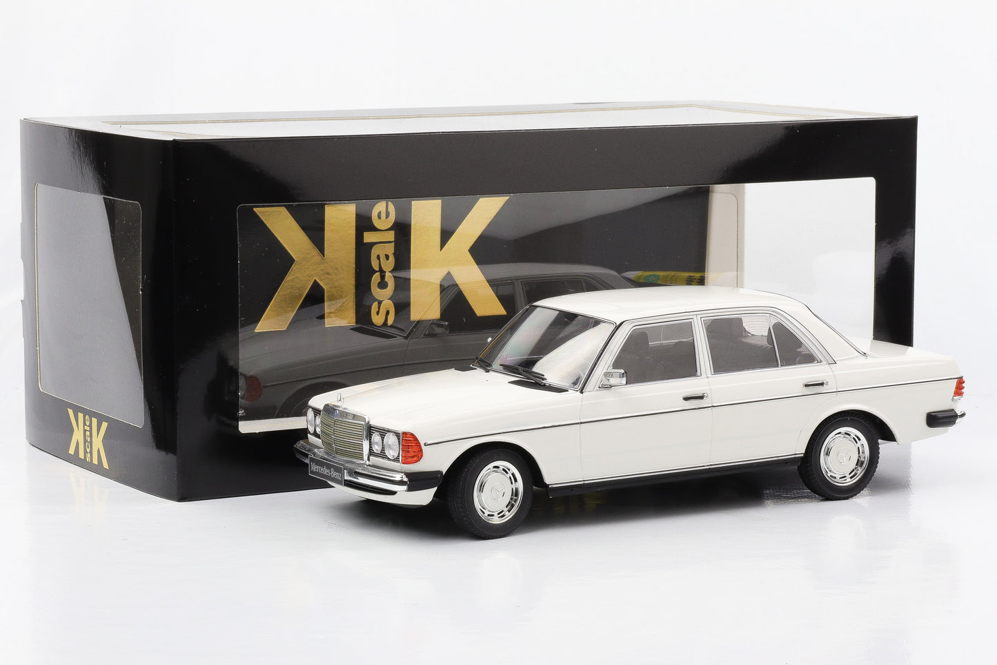 1:18 Mercedes-Benz 230E W123 1975 weiss KK Scale diecast