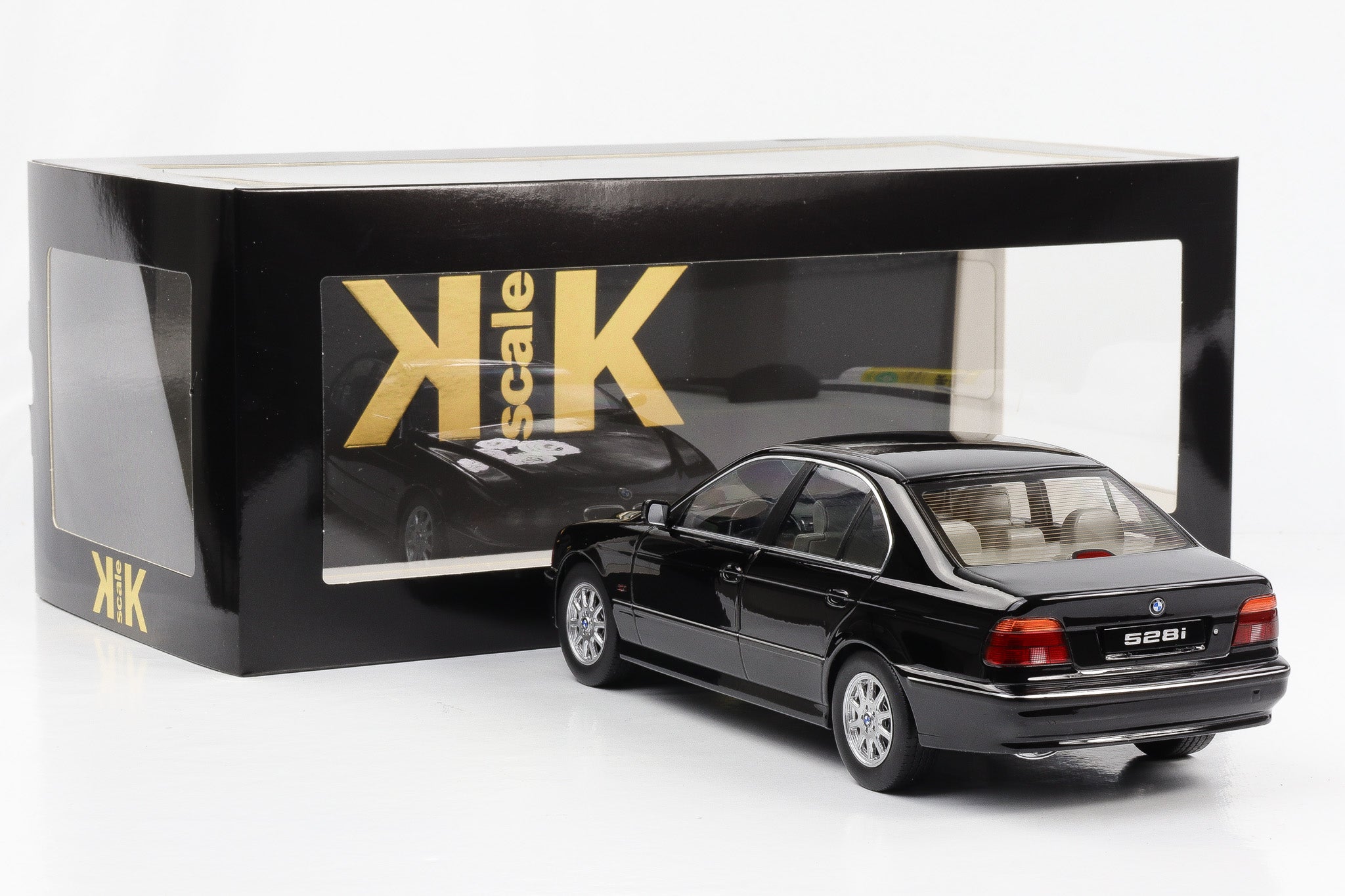 1:18 BMW 740i E38 Series 1 1994 black metallic Moiviecar KK Scale diecast