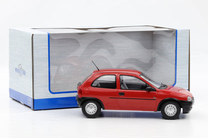 1:18 Opel Corsa B 1993 rot mit Vitrine MCG18513 diecast