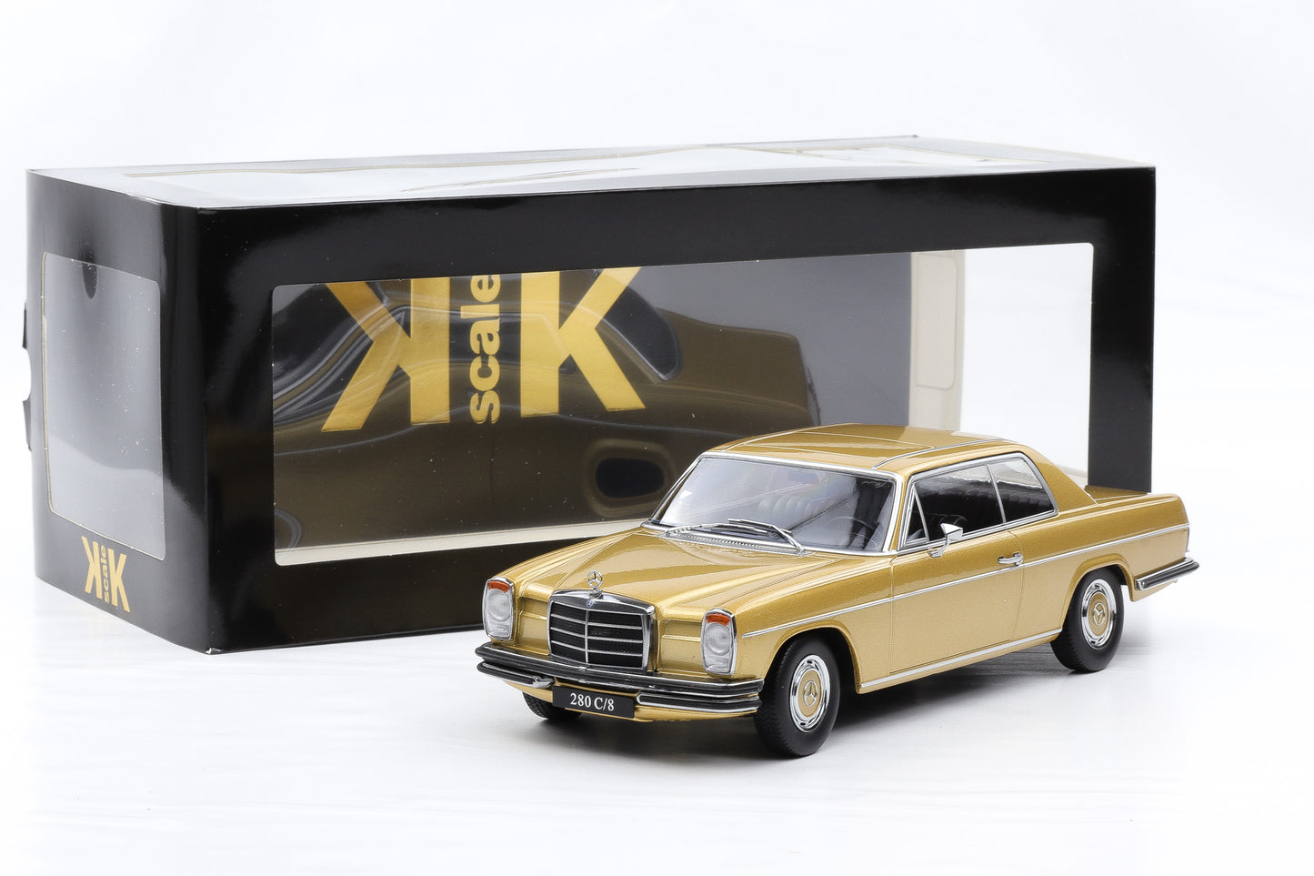 1:18 Mercedes-Benz 280C/8 Coupe W114 1969 metallic gold KK-Scale mit Vitrine