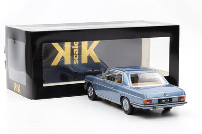 1:18 Mercedes-Benz 280C/8 Coupe W114 1969 metallic hellblau KK-Scale mit Vitrine