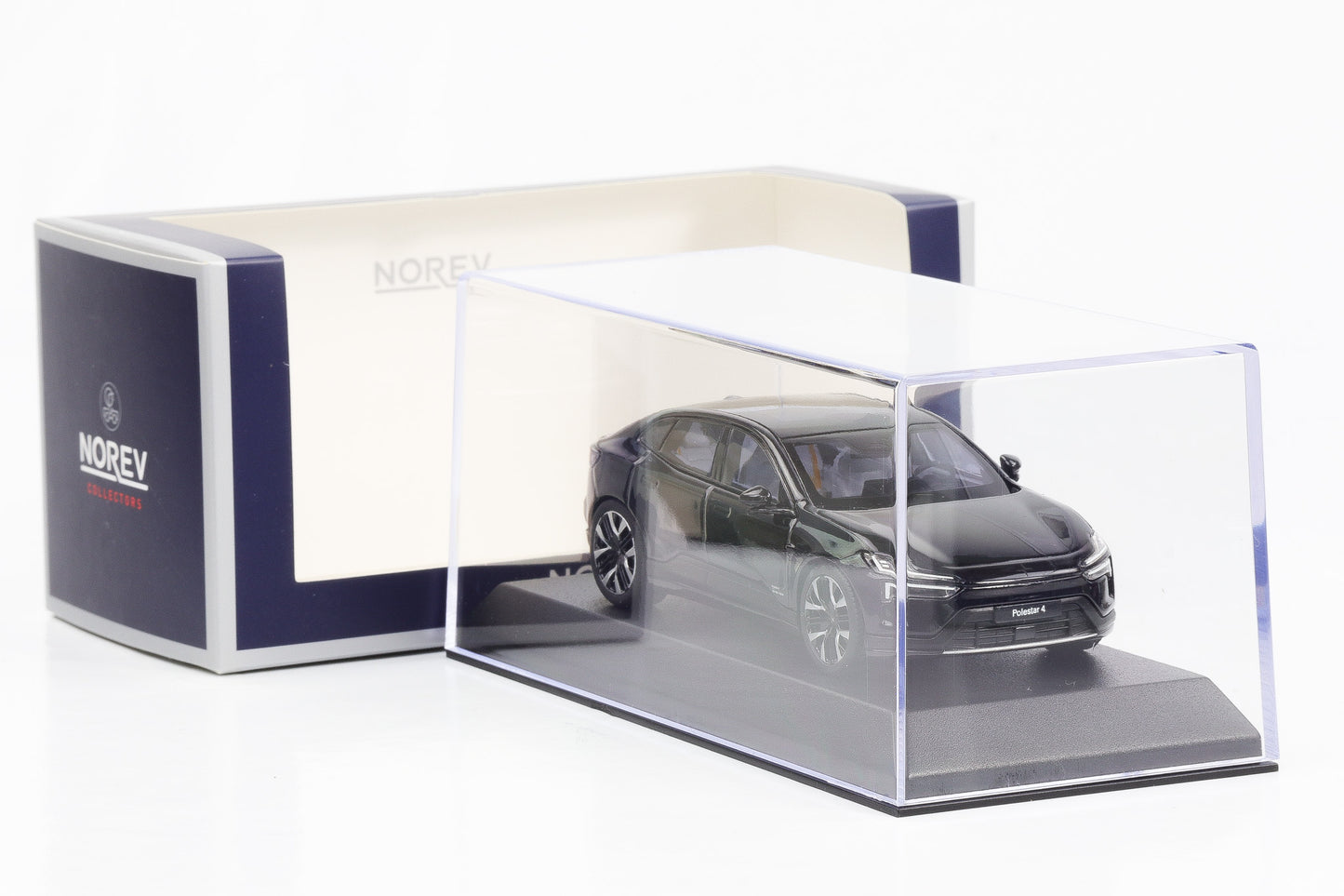 1:43 Polestar 2 2024 medianoche Norev