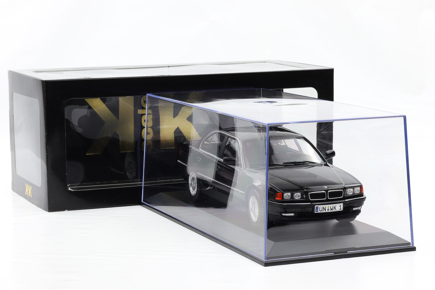 1:18 kk Scale BMW 740i E38 Serie 1 1994 schwarz metallic Diecast + Vitrine