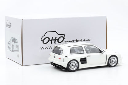 1:18 OTTOmobile VW Volkswagen Golf 3 III Khyzyl Saleem 2024 white + Vitrine