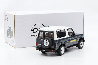 1:18 OTTOmobile Toyota Land Cruiser LJ 73 1987 grau OT437 + Vitrine