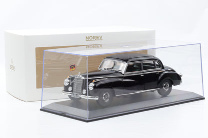 1:18 Norev Mercedes-Benz 300 W186 Adenauer schwarz 1955 mit Vitrine