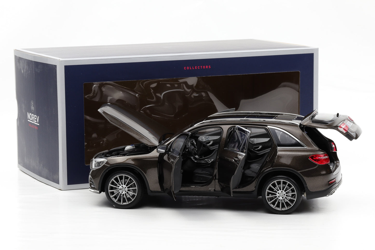 1:18 Norev Mercedes-Benz GLC X253 2015 Brown metallic 183487