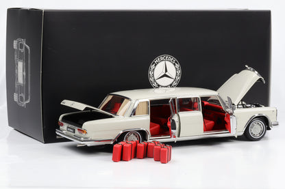 1:18 Mercedes-Benz 600 W100 Pullmann weißgrau NZG Dealer