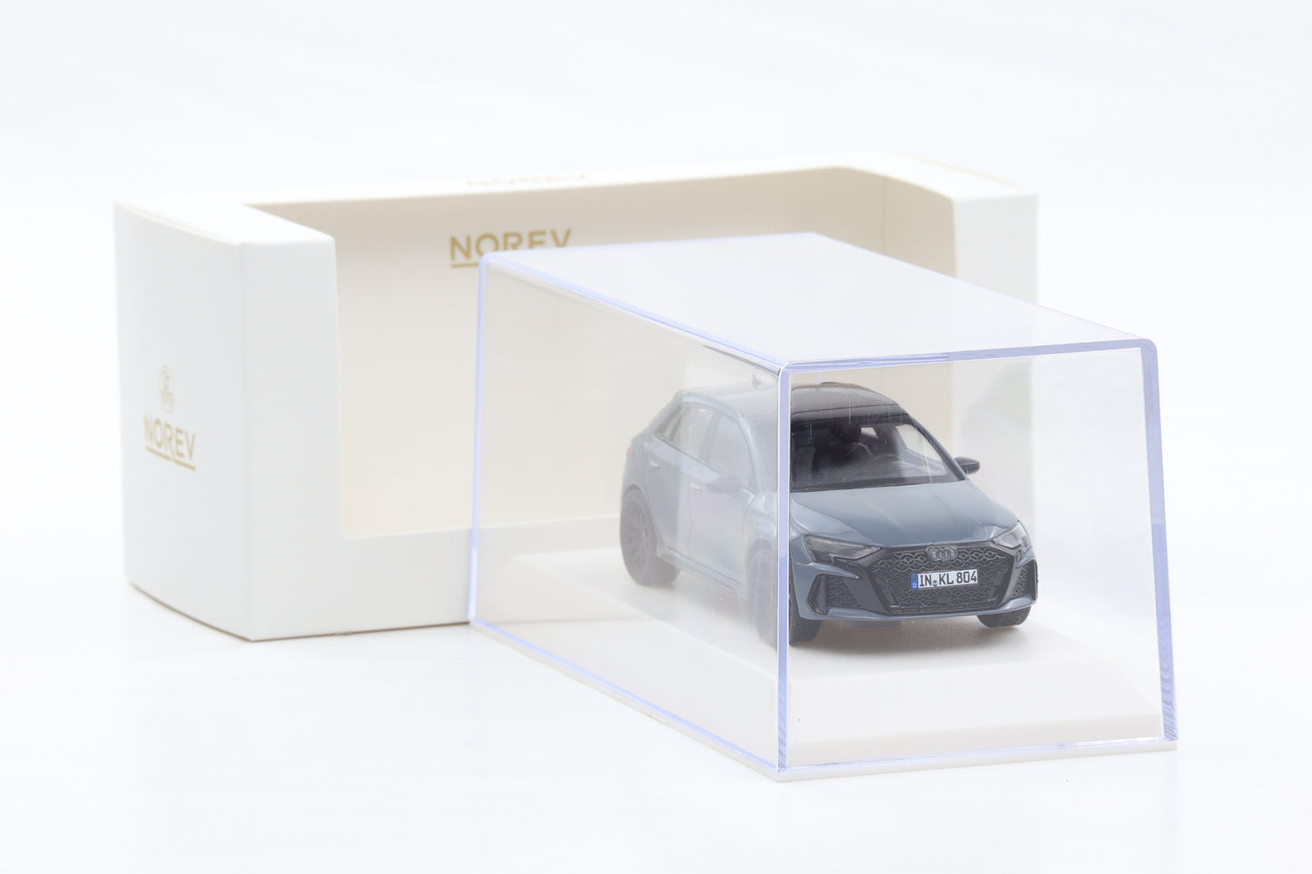 1:43 Norev Audi RS3 Sportback 2025 Kemora grey 930120