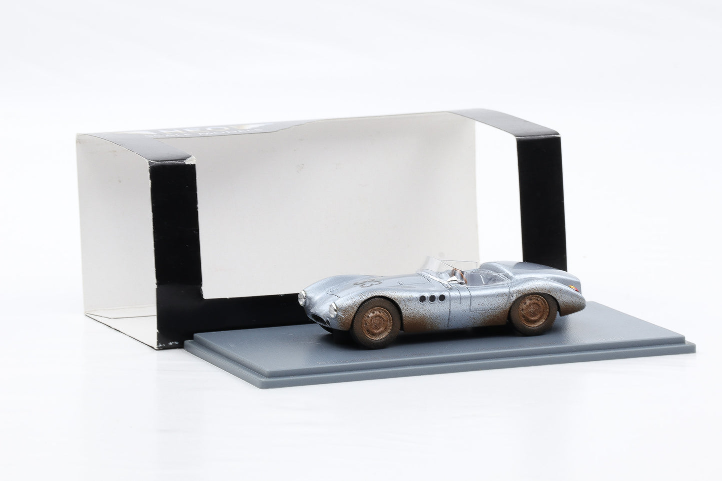 1:43 NEO Borgward RS 1500 Schauinsland 1958 #33 silber