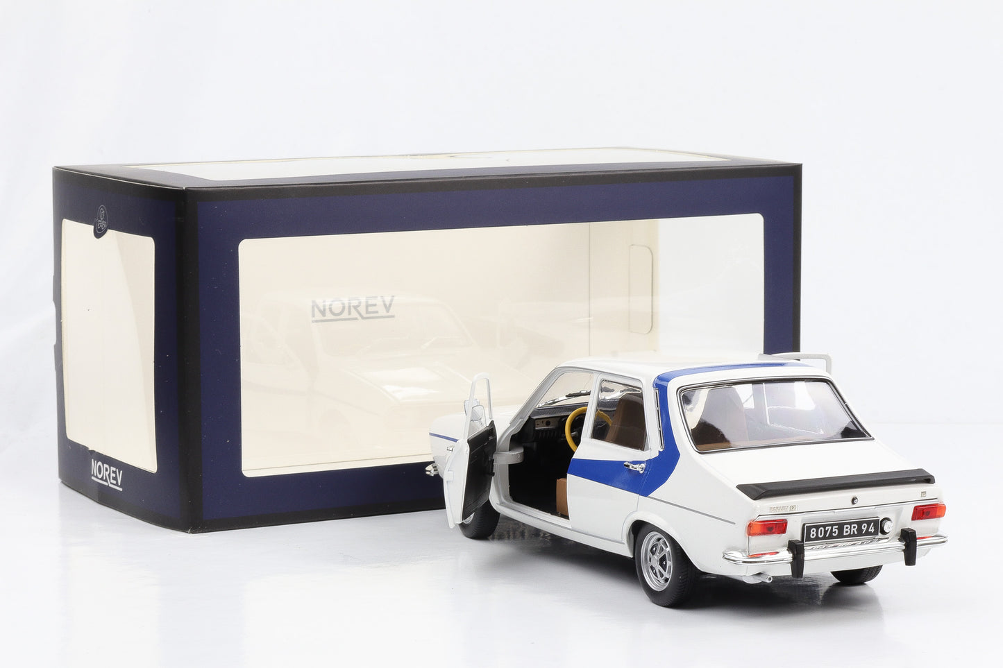 1:18 Citroen DS 21 Le Léman 1968 blu chiaro e scuro Norev