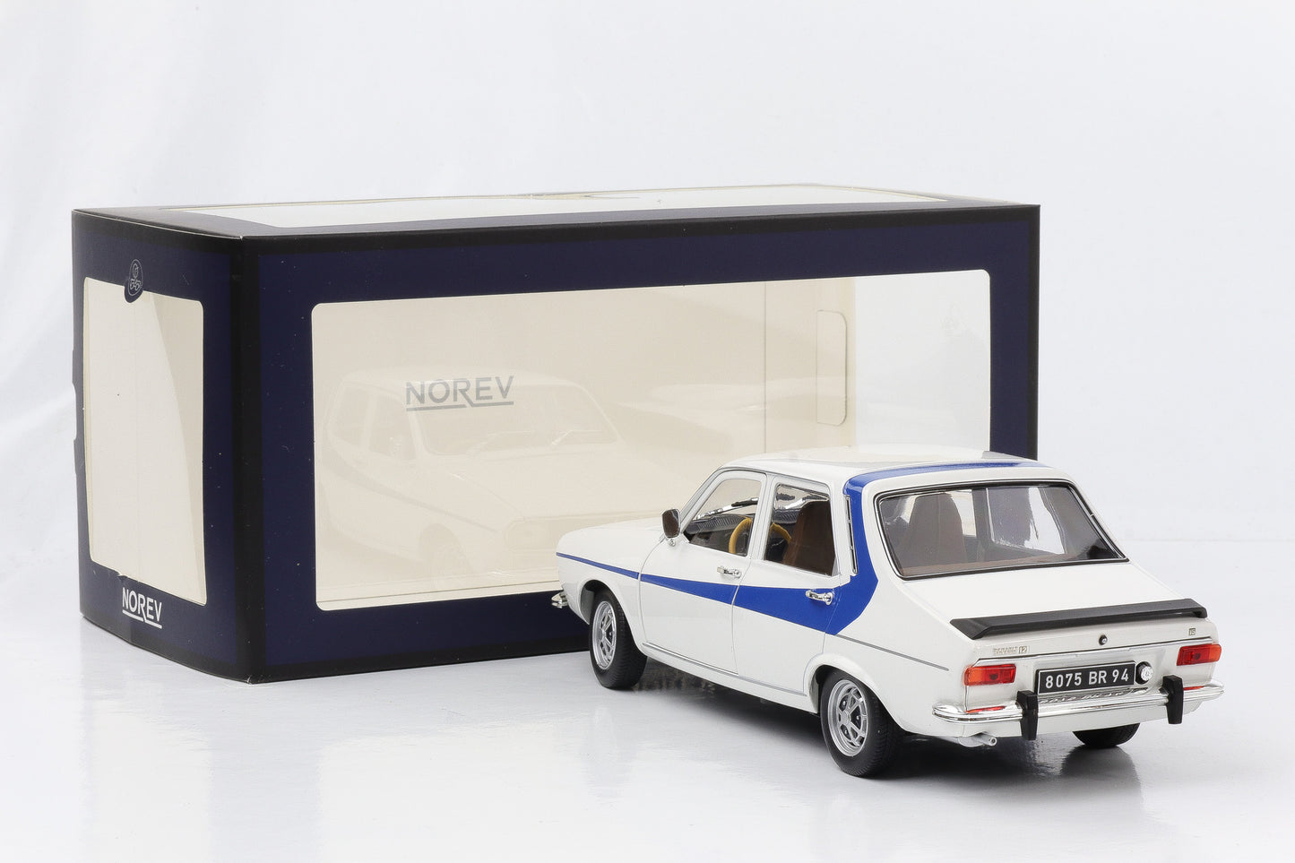 1:18 Citroen DS 21 Le Léman 1968 blu chiaro e scuro Norev