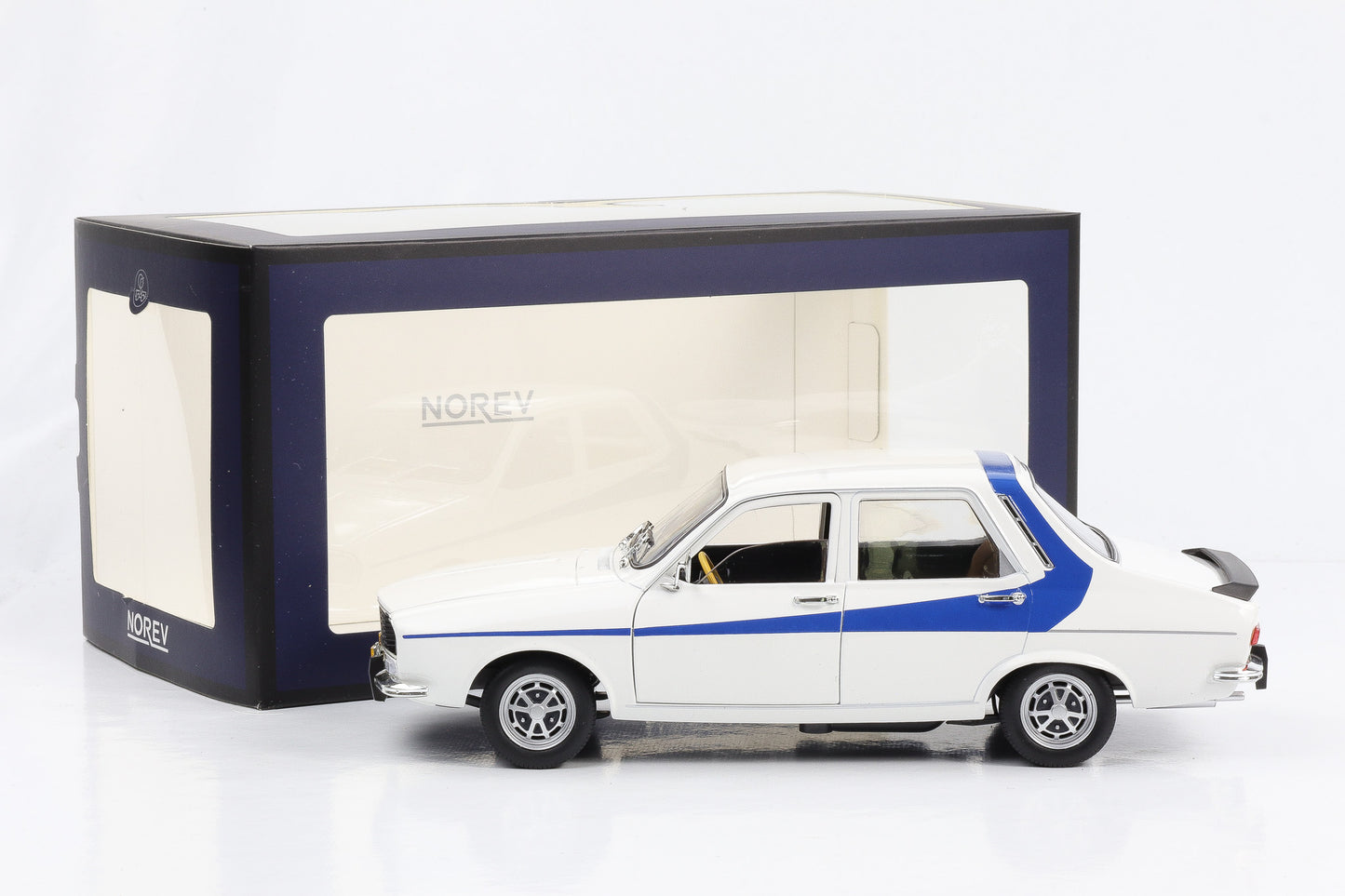 1:18 Citroen DS 21 Le Léman 1968 blu chiaro e scuro Norev