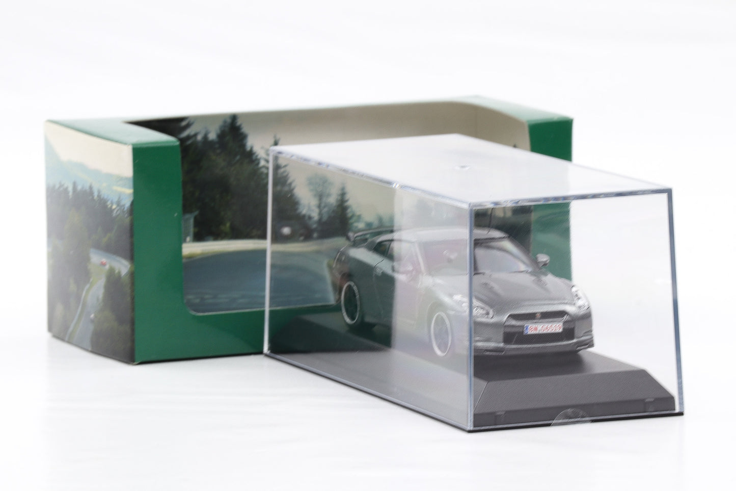 1:43 Kyosho Nissan GTR-R SpecV R35 Nürburgring Test car 03742NU