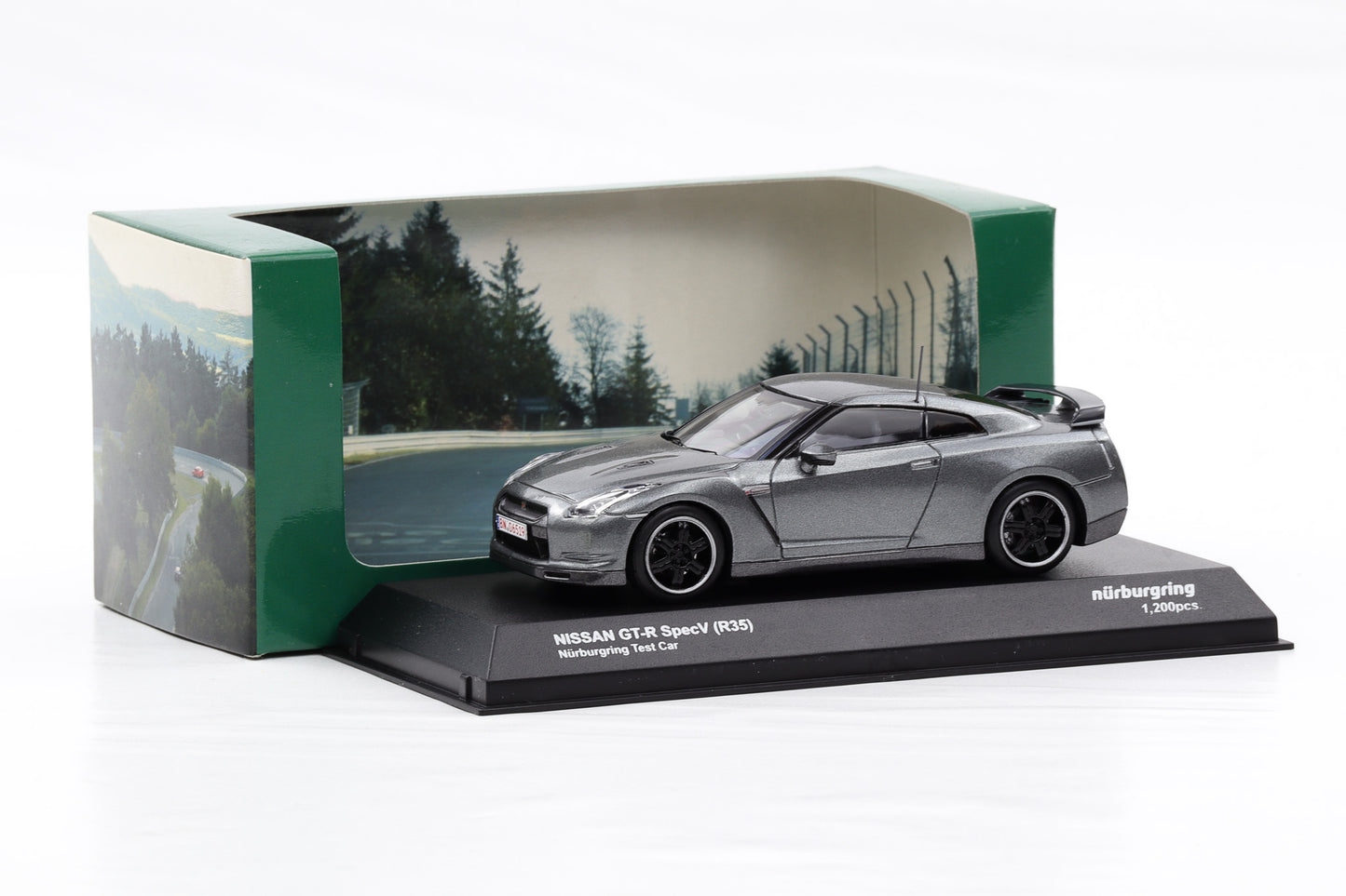1:43 Kyosho Nissan GTR-R SpecV R35 Nürburgring Test car 03742NU