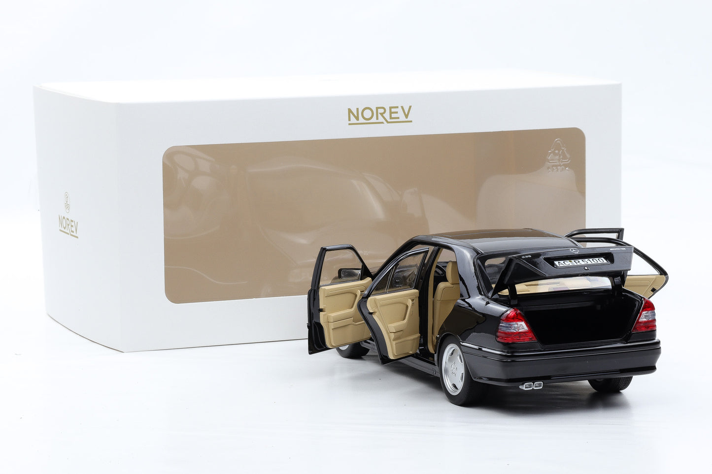 1:18 Norev Mercedes-Benz C36 AMG W202 1993 obsidianschwarz + Vitrine