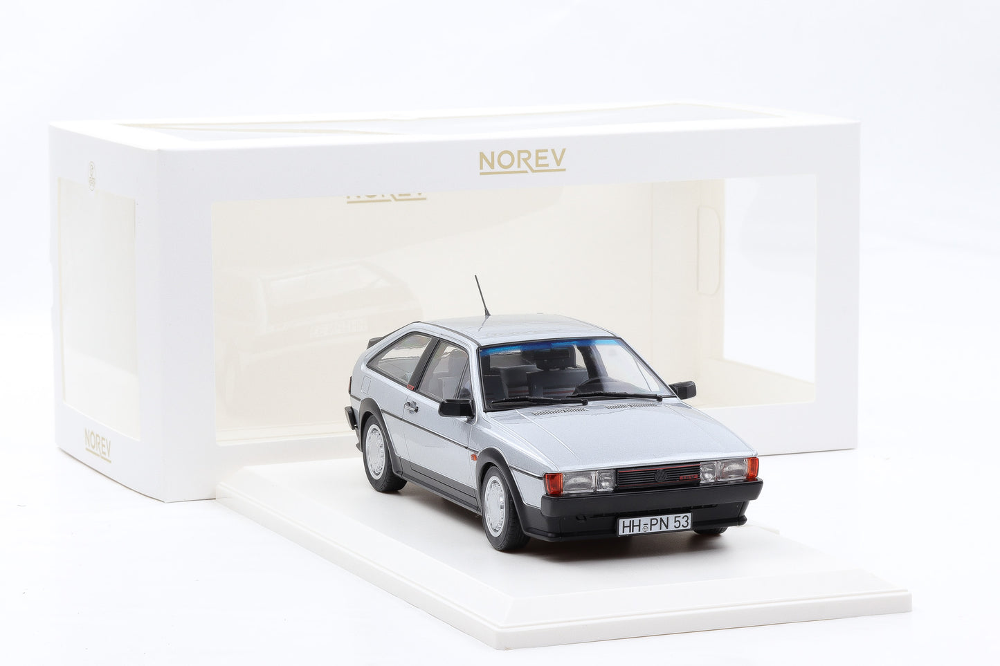 1:18 Norev VW Volkswagen Scirocco II MK2 GTX GTI 16V 1988 Flash silber 188635