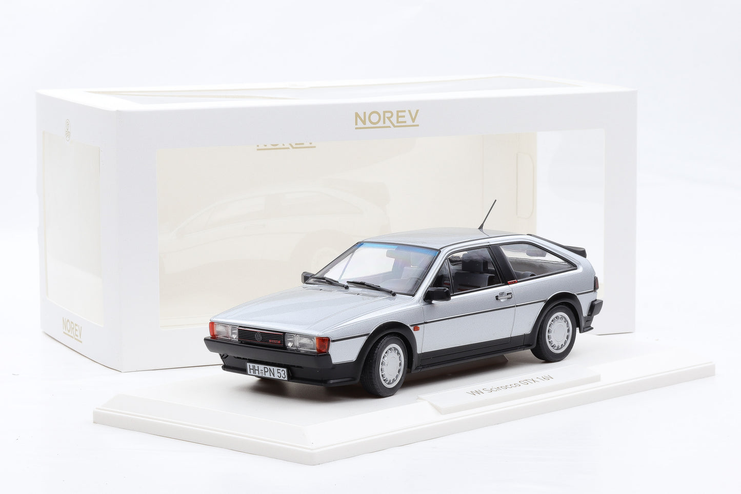 1:18 Norev VW Volkswagen Scirocco II MK2 GTX GTI 16V 1988 Flash silber 188635