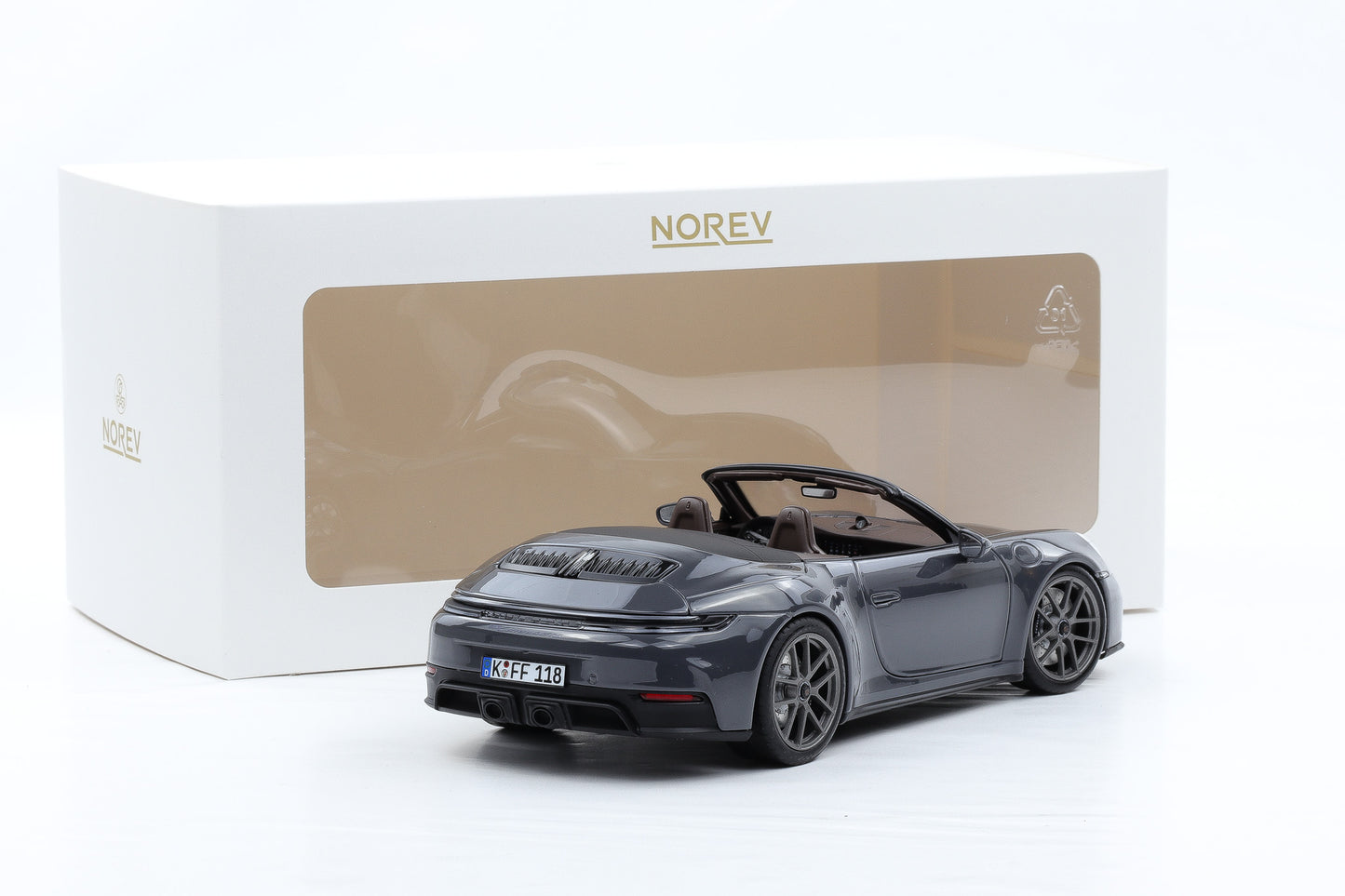 1:18 Norev Porsche 911 GTS Cabriolet 2024 Slate Grey Neo limited 200 pcs