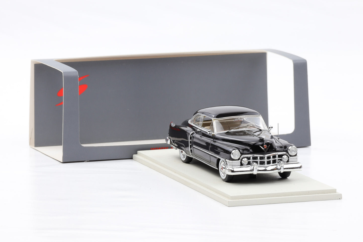 1:43 Spark Cadillac Type 61 Coupe schwarz 1950  S2929