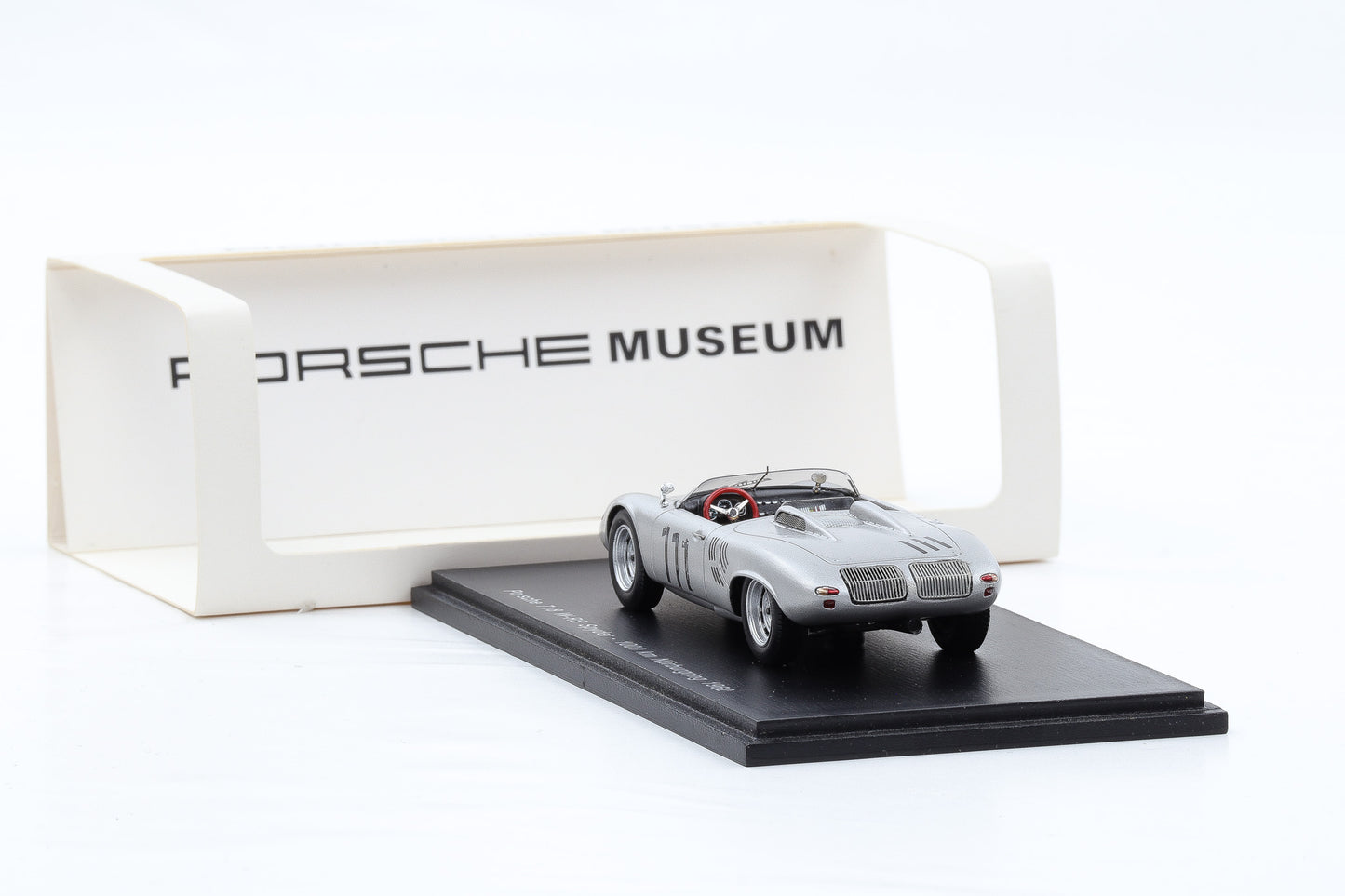 1:43 Spark Porsche 718 W-RS Spyder 1000 Km Nürbugring 1962 Museum