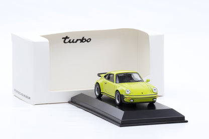 1:43 Porsche 911 930 Turbo 3.0 1975 lichtgrün diecast Museum MAP