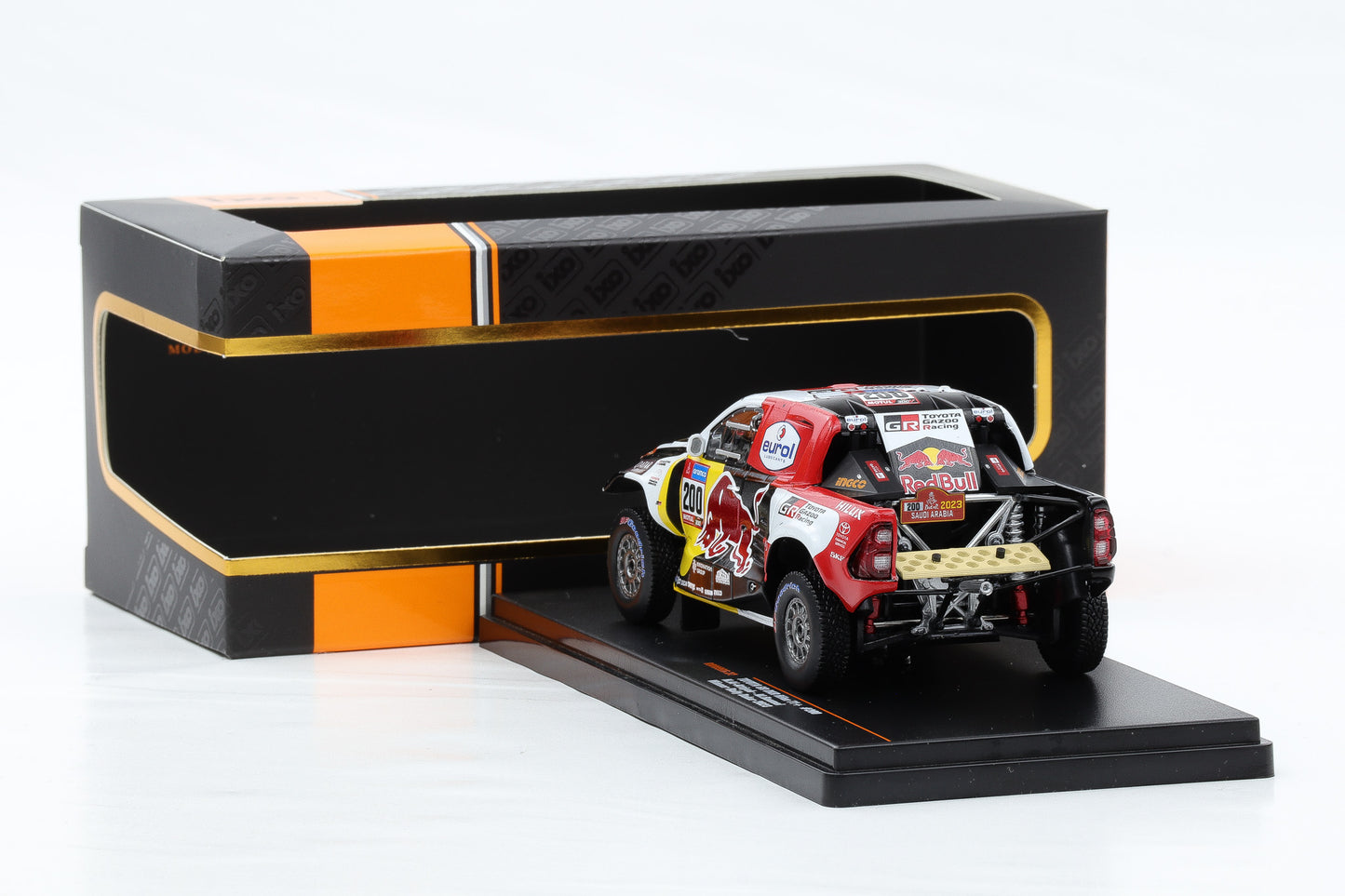 1:43 IXO Toyota GR DKR Hilux #200 Sieger Rallye Dakar 2023 Al-Attiyah Baumel