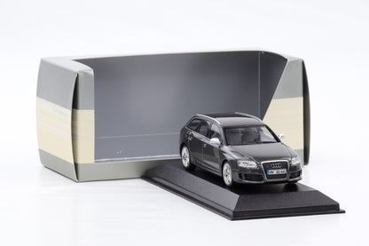 1:43 Minichamps Audi RS6 C6 Typ 4F Avant daytonagrau metallic Dealer