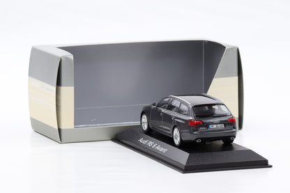 1:43 Minichamps Audi RS6 C6 Typ 4F Avant daytonagrau metallic Dealer