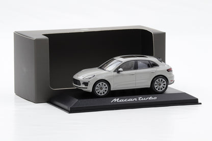 1:43 Minichamps Porsche Macan turbo 95BN Kreide grau Dealer WAP0206020J