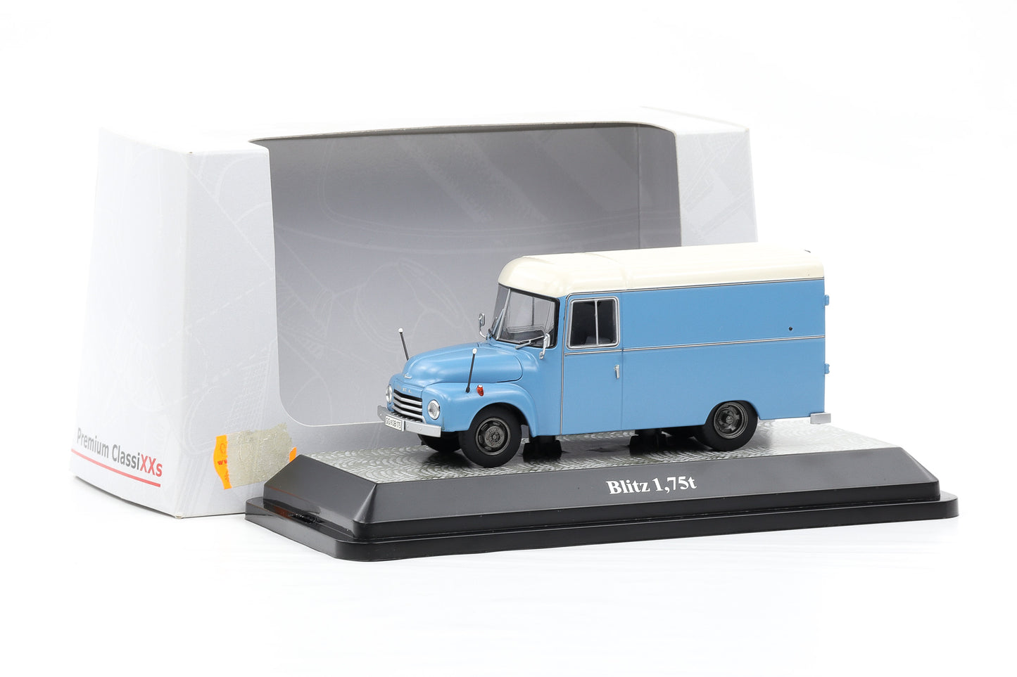 1:43 Premium Classixxs Opel Blitz 1,75t LKW 1952 hellblau no.11600 1000pcs