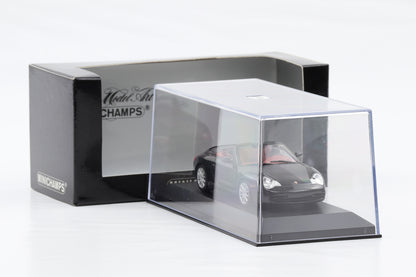 1:43 Minichamps Porsche 911 996 Carrera Cabriolet 2001 schwarz mit Hunden P.Lang