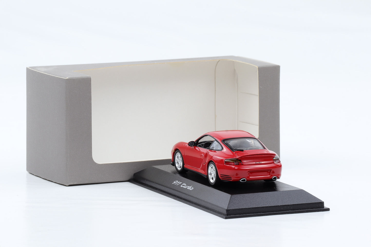 1:43 Minichamps Porsche 911 996 Turbo 2000 Indischrot WAP Dealer