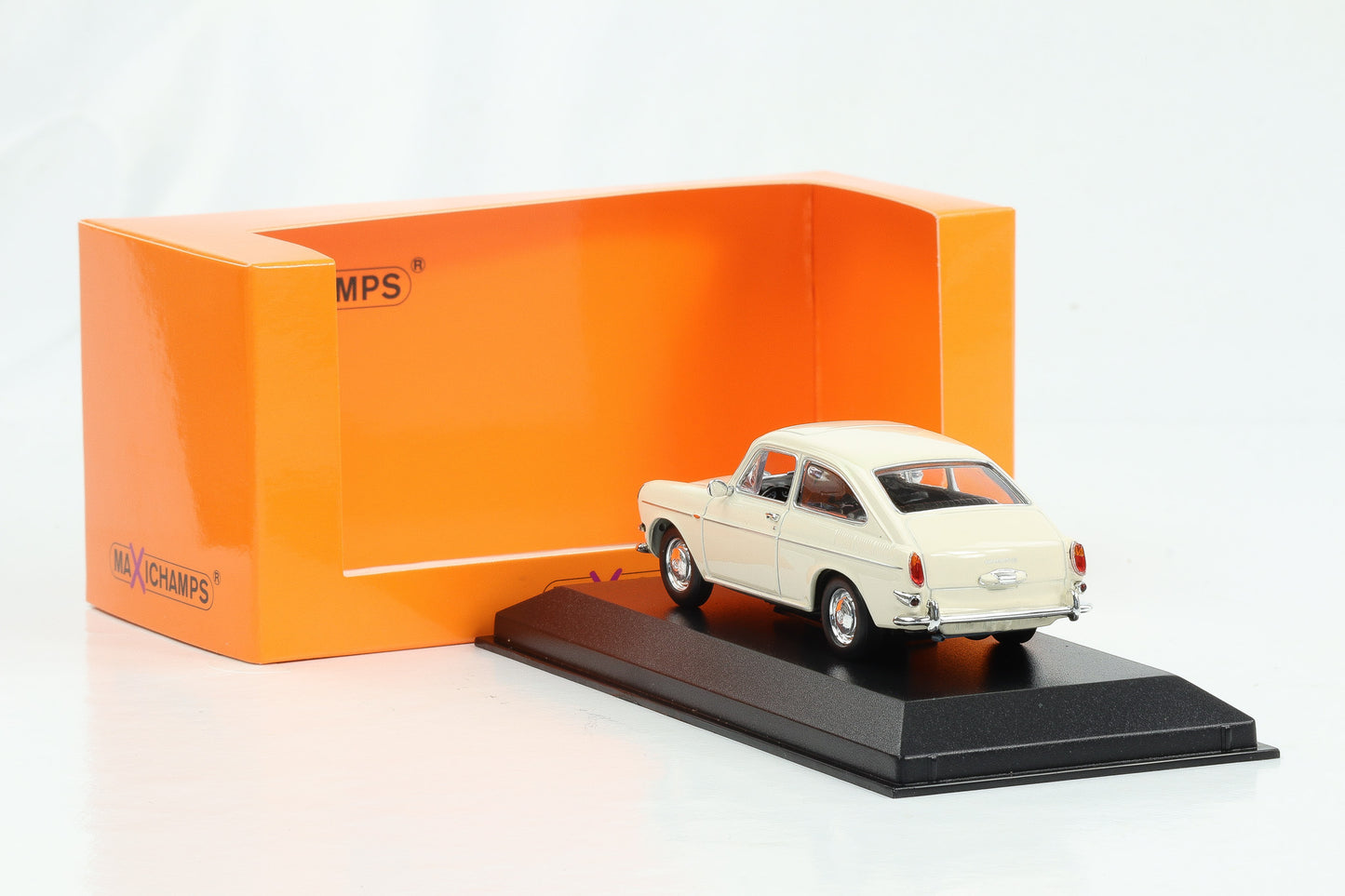 1:43 Minichamps VW Volkswagen 1600 TL 1966 creme Maxichamps