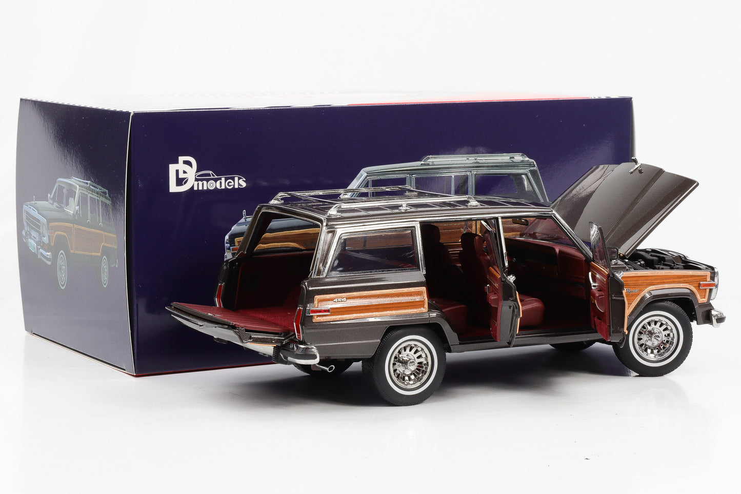 1:18 Jeep Grand Wagoneer 1991 Dover grey metallic/ wood DD-Models diecast