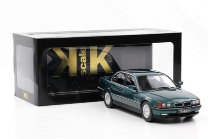 1:18 kk Scale BMW 740i E38 Serie 1 1994 Ascot Green Metallic (353) Diecast + Vitrine