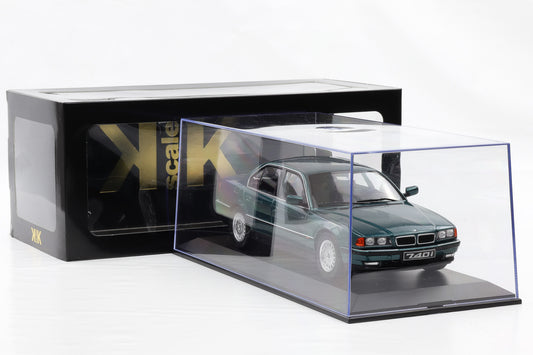 1:18 kk Scale BMW 740i E38 Serie 1 1994 Ascot Green Metallic (353) Diecast + Vitrine